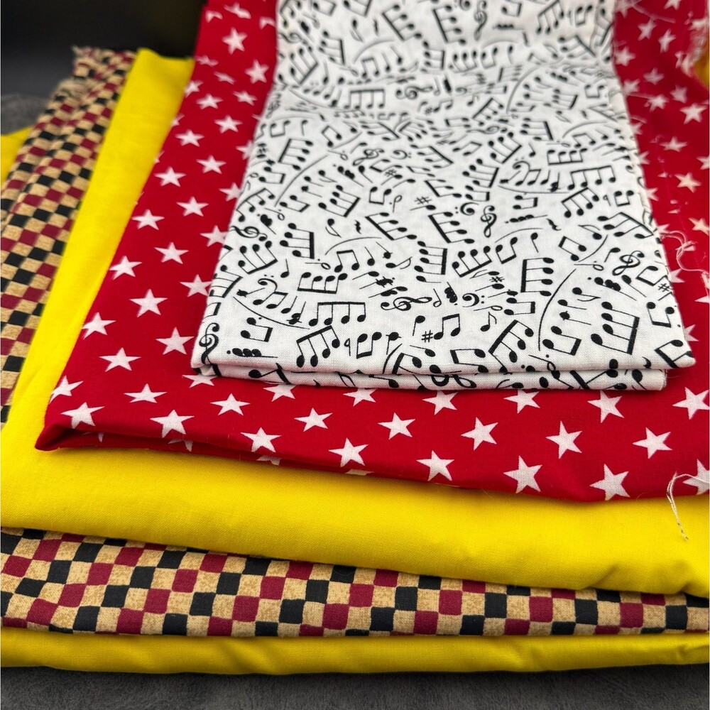 Lot of 5 Pieces of Cotton Fabrics New Mixed Sizes Yellow Musical Notes Red Stars